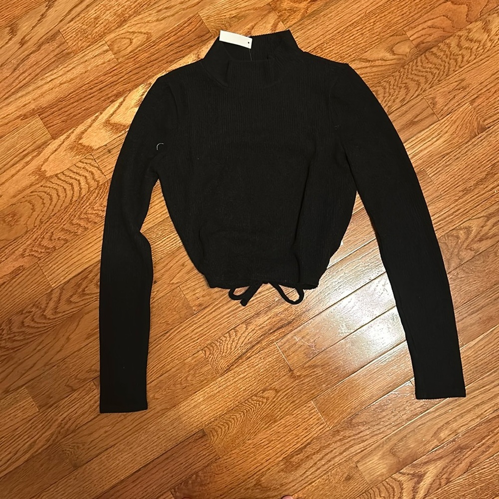 Long sleeve shirt with open back